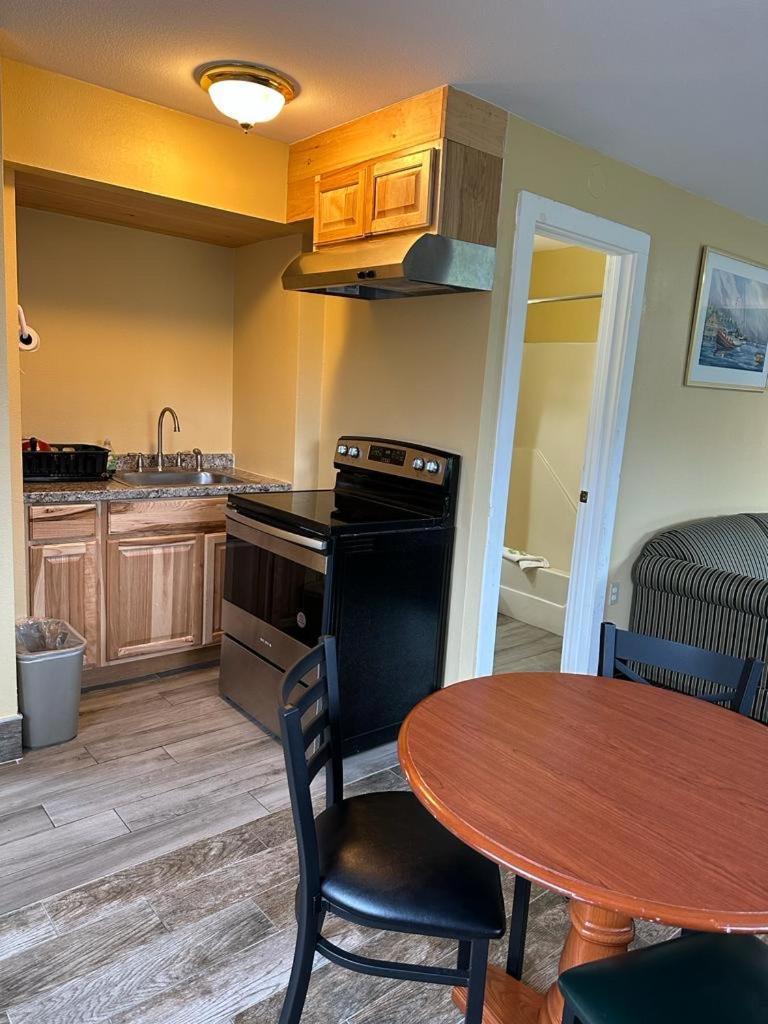 Swiss Chalets Village Inn North Conway Luaran gambar