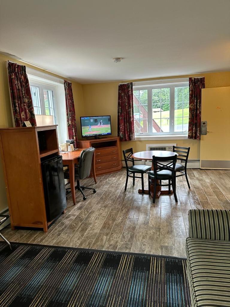 Swiss Chalets Village Inn North Conway Luaran gambar